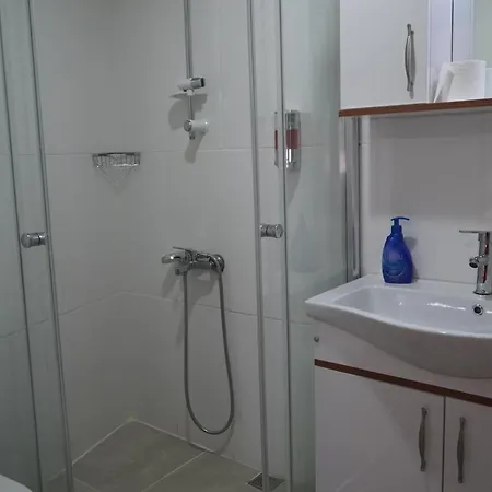 Bed & Breakfast Ihva Pierreloti 3*