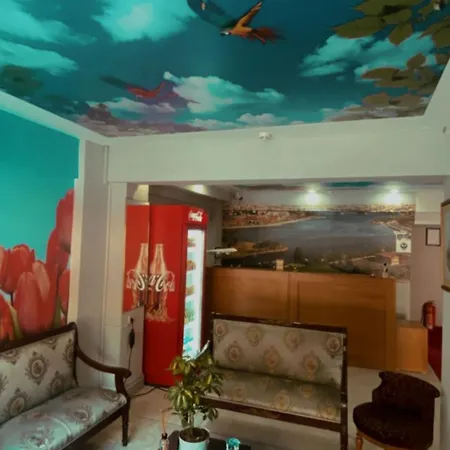 Ihva Pier Loti 3*