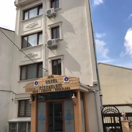 Ihva Pier Loti Hotel