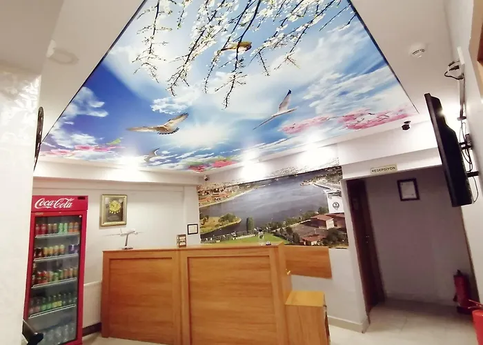 Ihva Pier Loti מלון