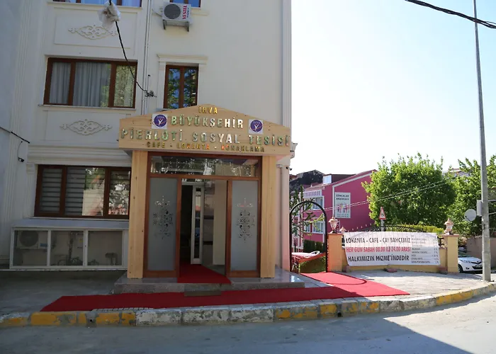 Ihva Pier Loti מלון