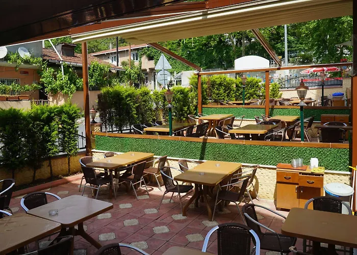 מלון Ihva Pier Loti 3*