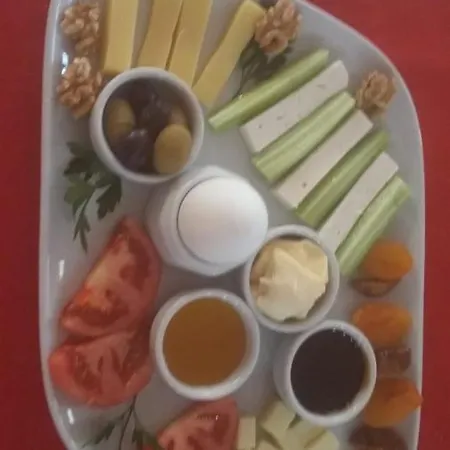 ıhva Pıerrelotı Oda ve Kahvaltı İstanbul